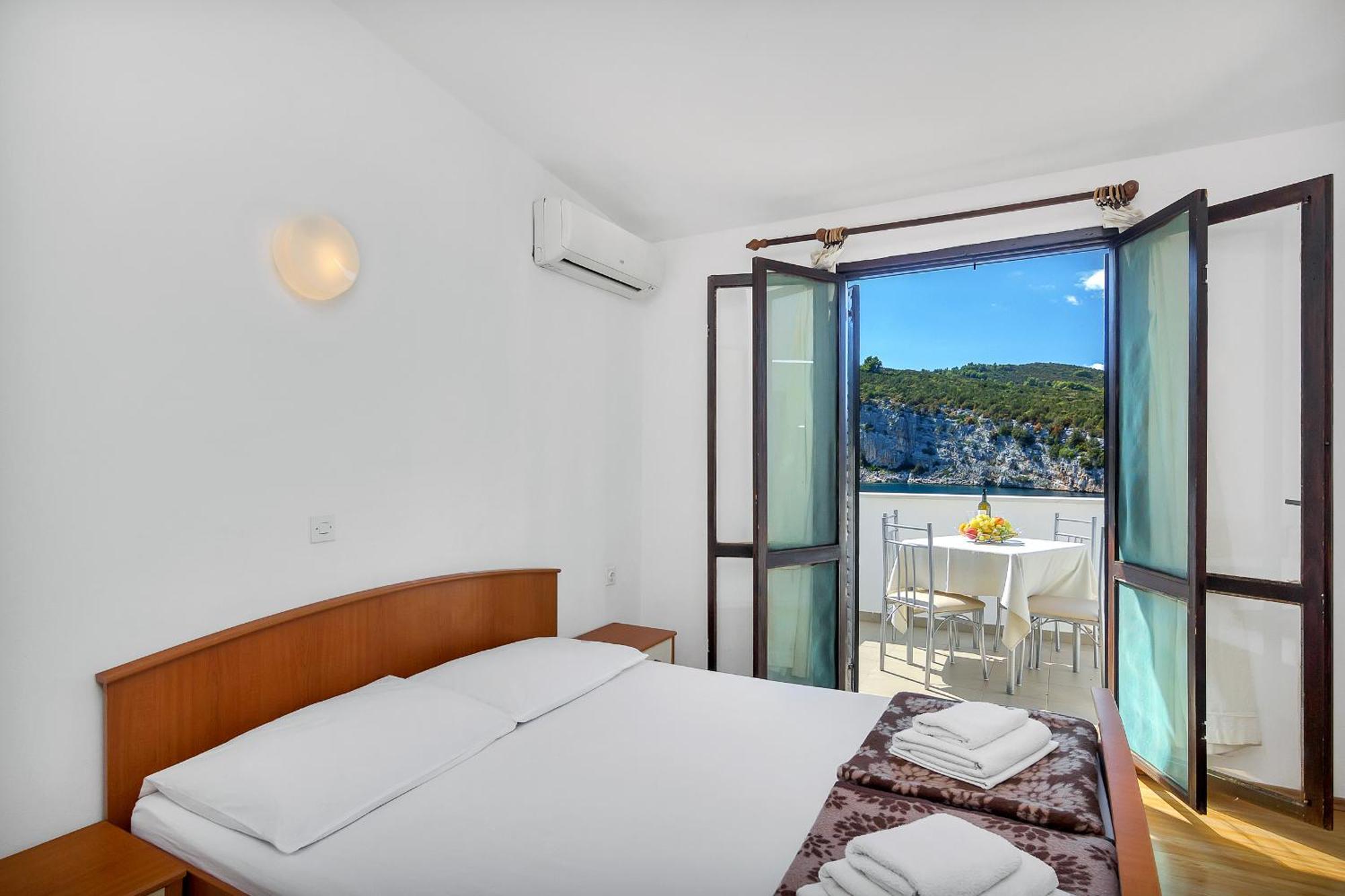 Apartmani Cico Gdinj Dış mekan fotoğraf